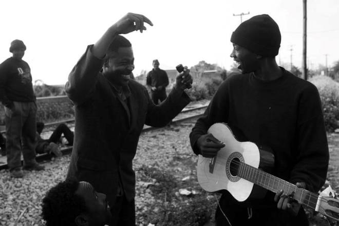 Stranded in Patra – aus: Reportagen über Flucht, Vertreibung, Migration, Neuanfang